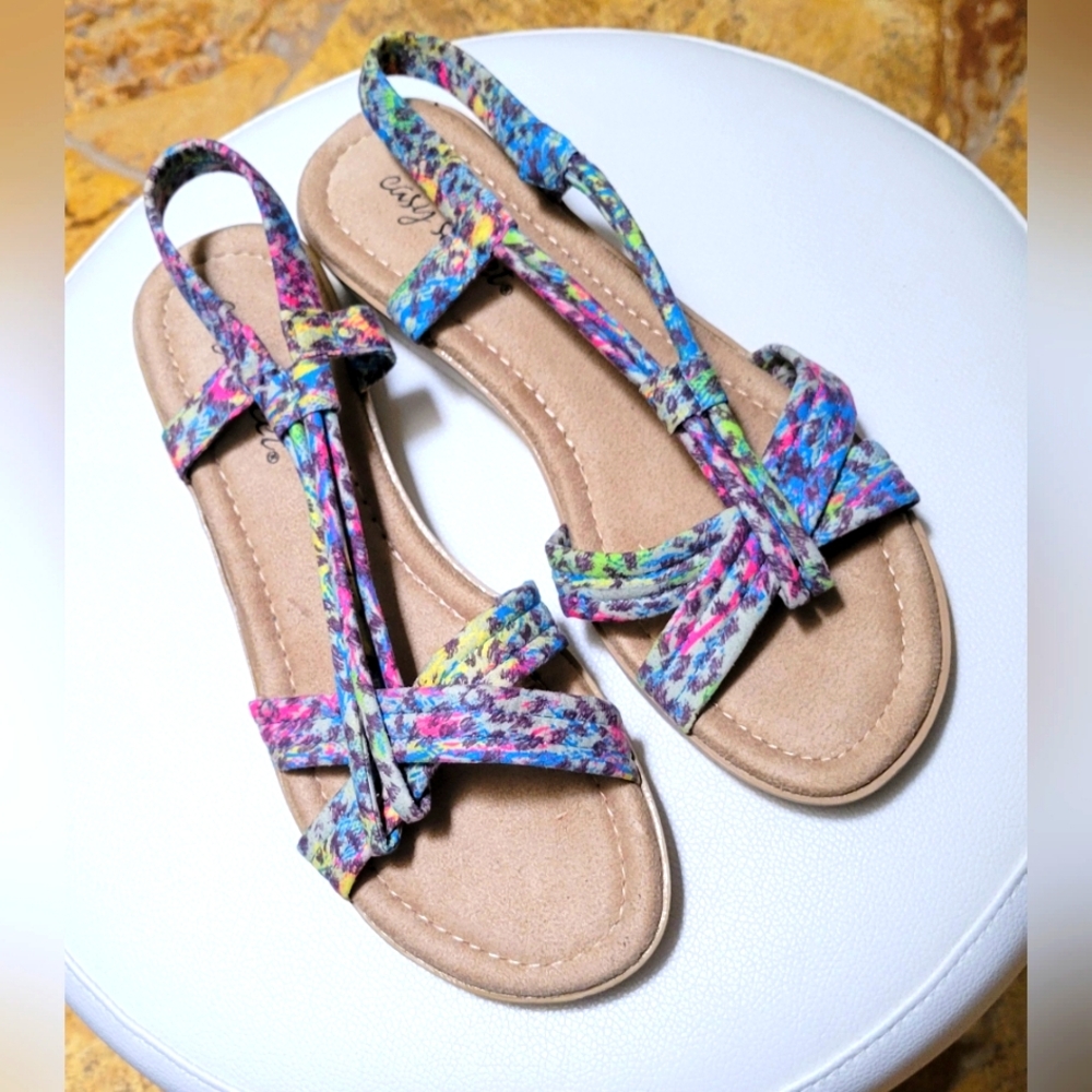 Easy Street flat sandals 8.5 Narrow